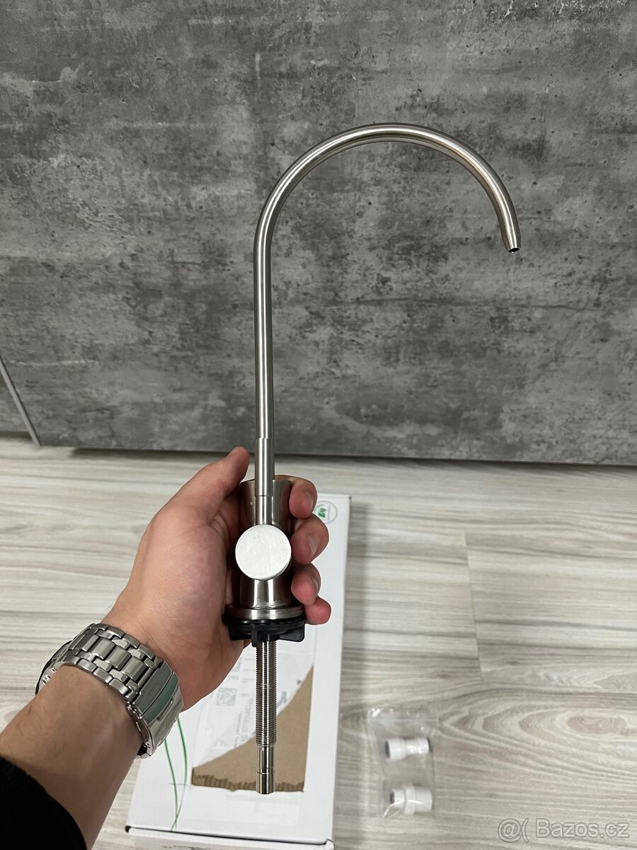 Kuchyňská baterie na studenou vodu - (NOVÁ) - 27cm - 7