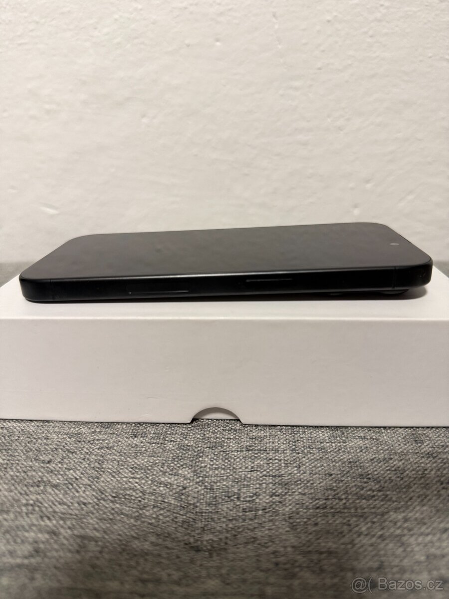 iPhone 15 Pro 256GB Černý, Baterie 100% - 7