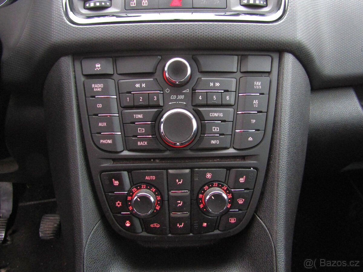 Opel Meriva 1.6i , 74 kW benzín, 2013 - 7