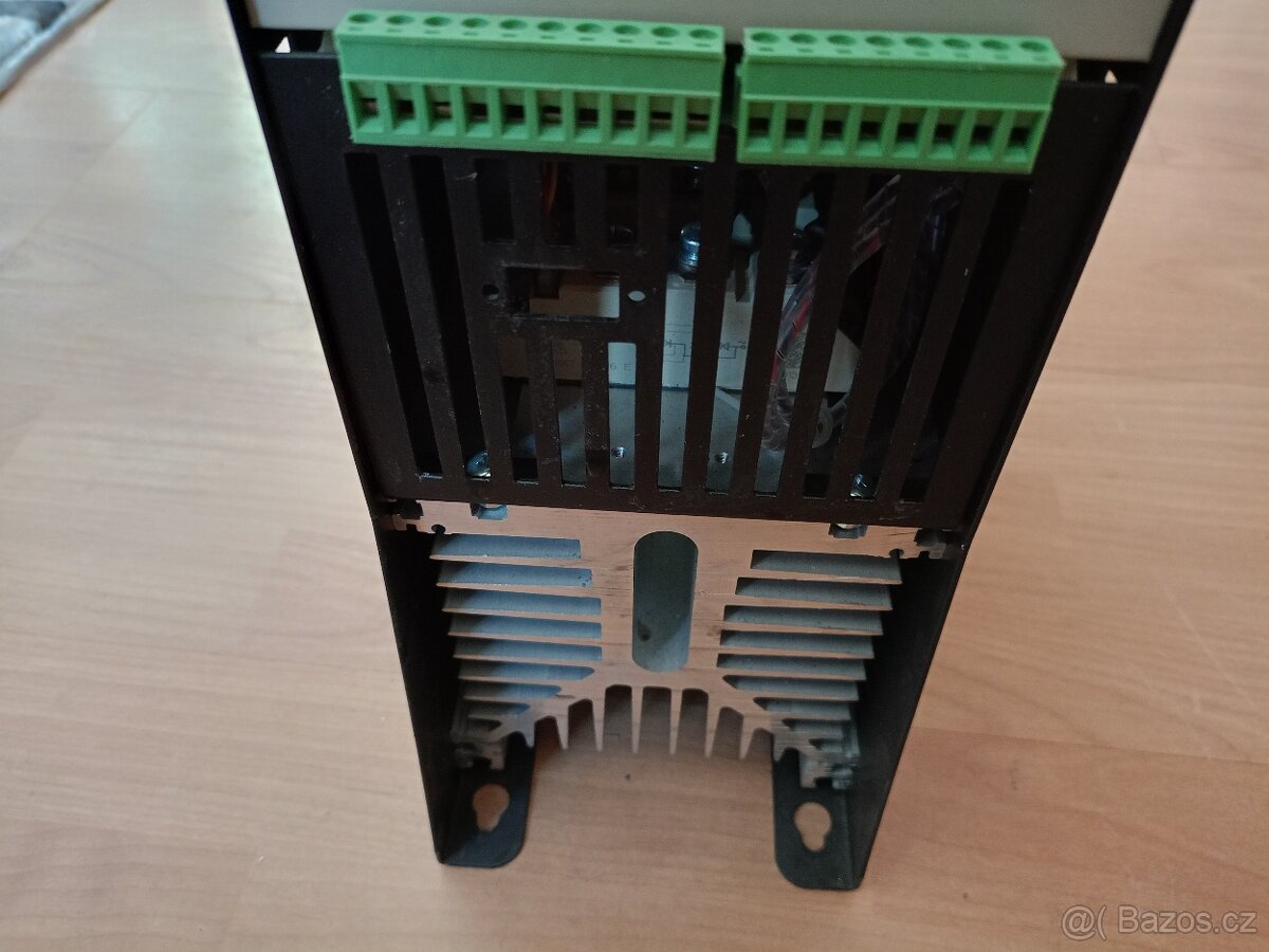 Elfistor - třífázový tyristorový regulátor - 7