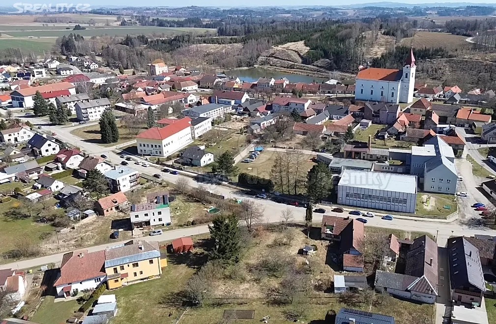 Rodinný dům k rekonstrukci - 7