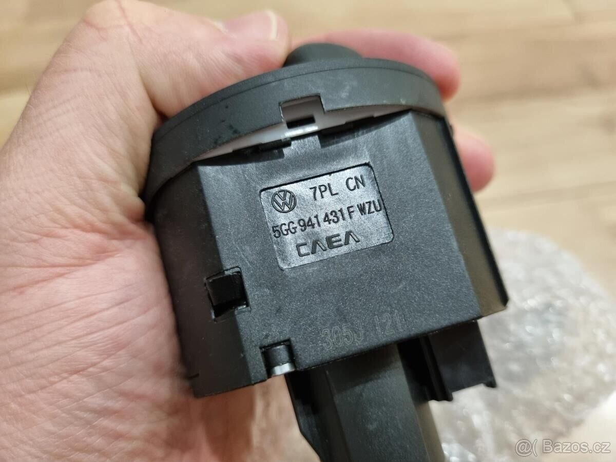 VYPINAC SVETEL OVLADANI SVETEL OVLADAC - 7