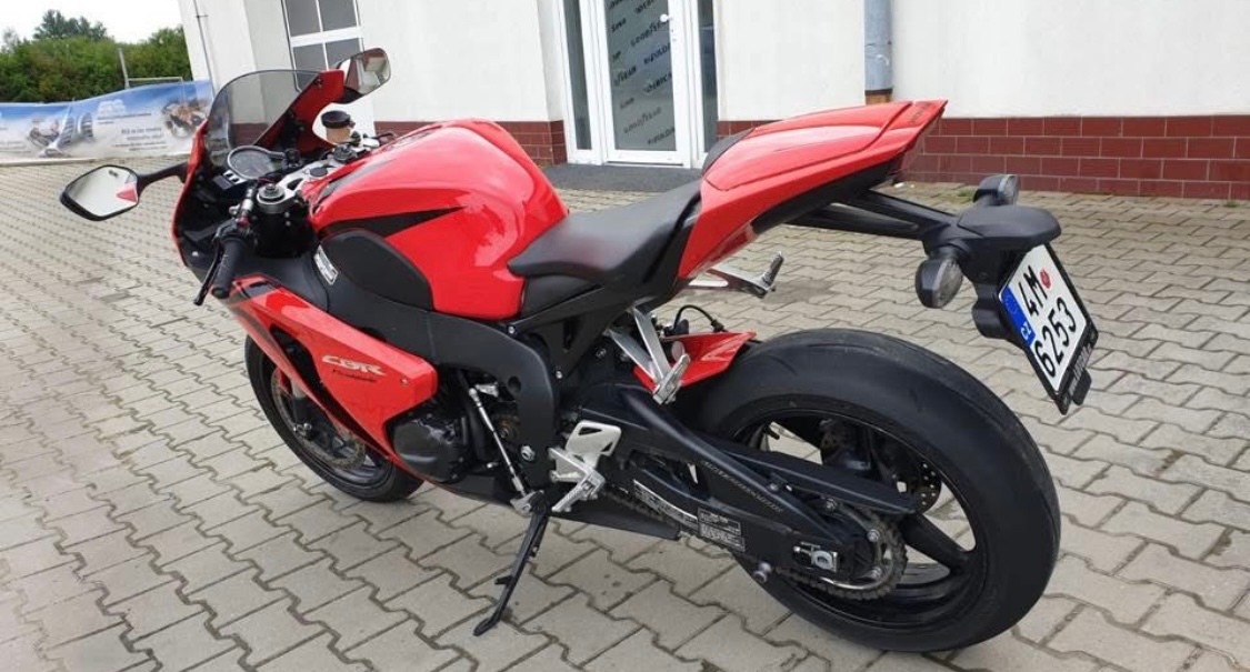 CBR 1000RR - Fireblade - 2008 - 7
