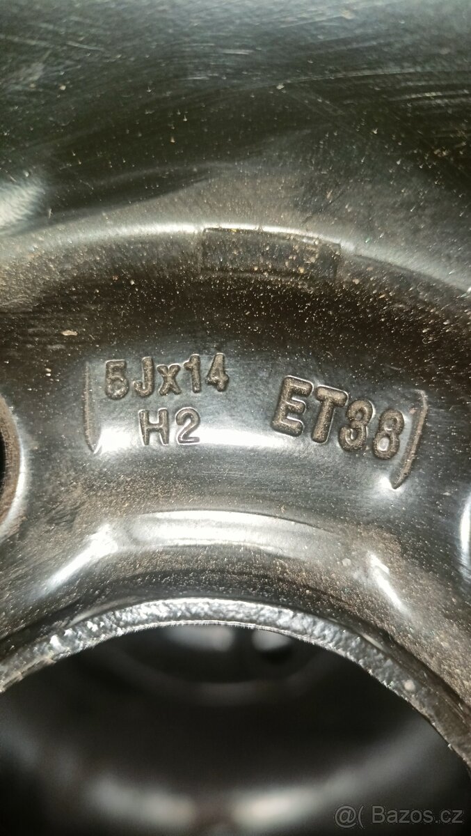Zimní pneu 185/70 R14 s disky 5x100 - 7