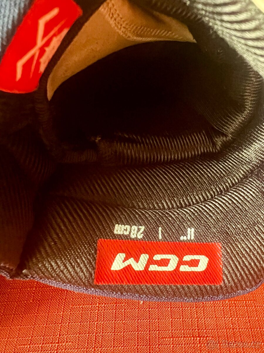 Rukavice CCM TAKS AS 550 - 11” - 7