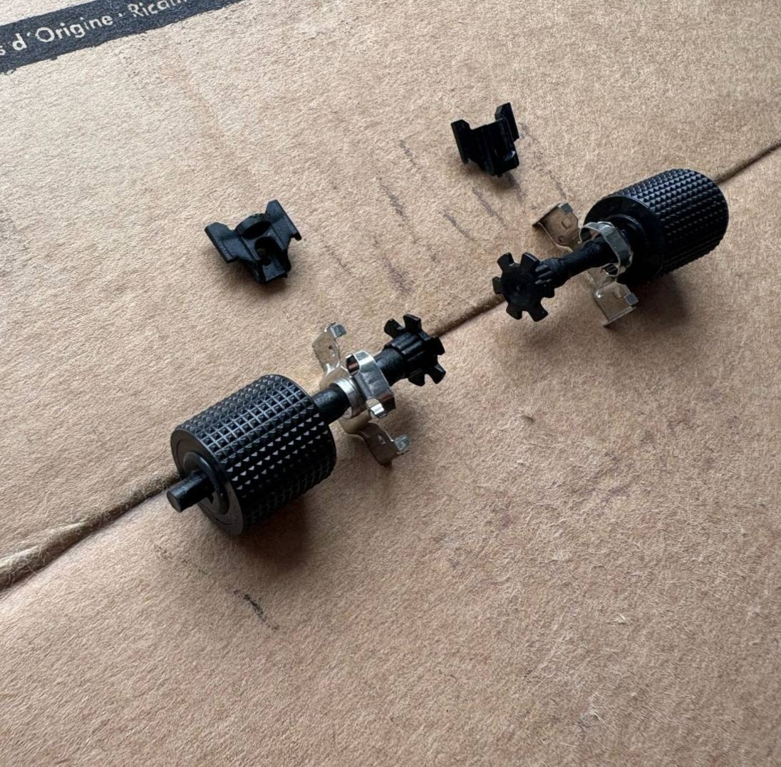 ROLOVACI KOLECKA NA MULTIFUNKCNI VOLANT - 7