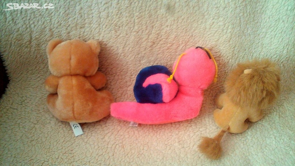 Vintage : krojovaná panenka, plyšové hračky - 7