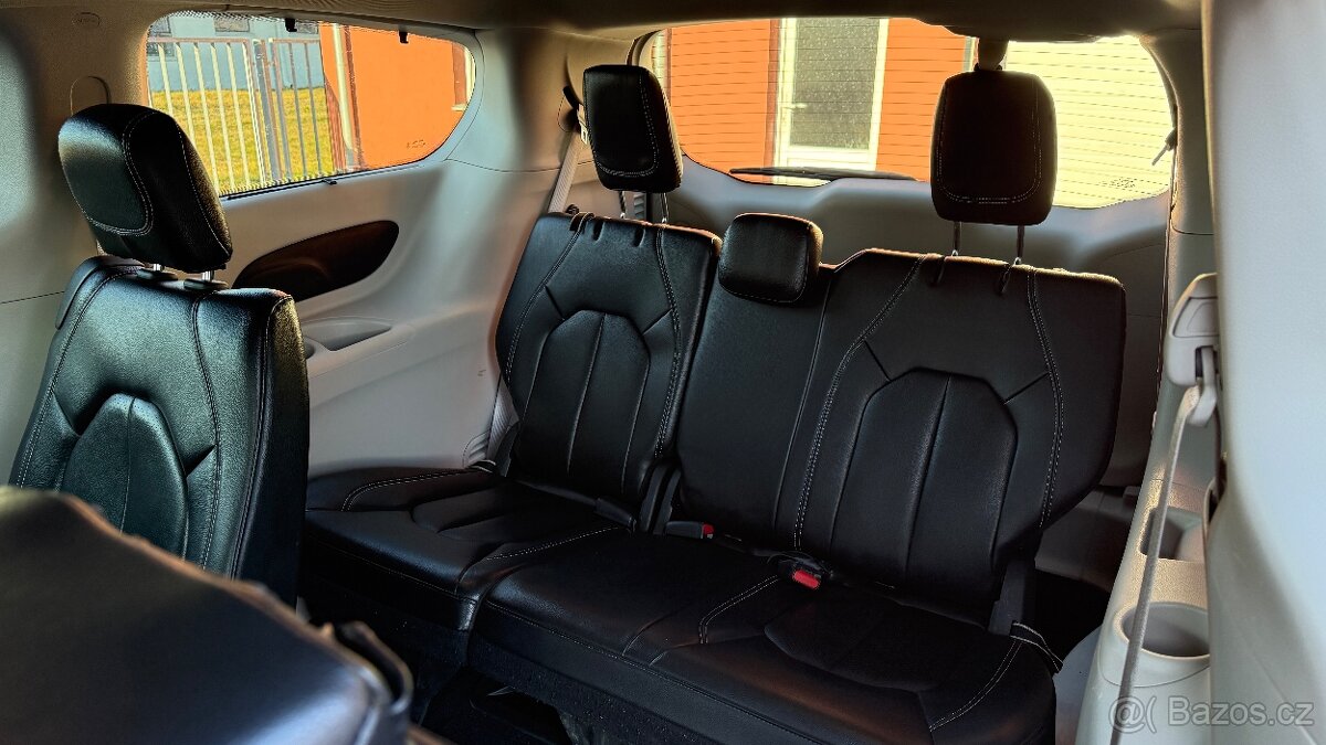 Chrysler Pacifica //3.6L//214kW//LIMITED//NOVÝ MODEL//2022// - 7