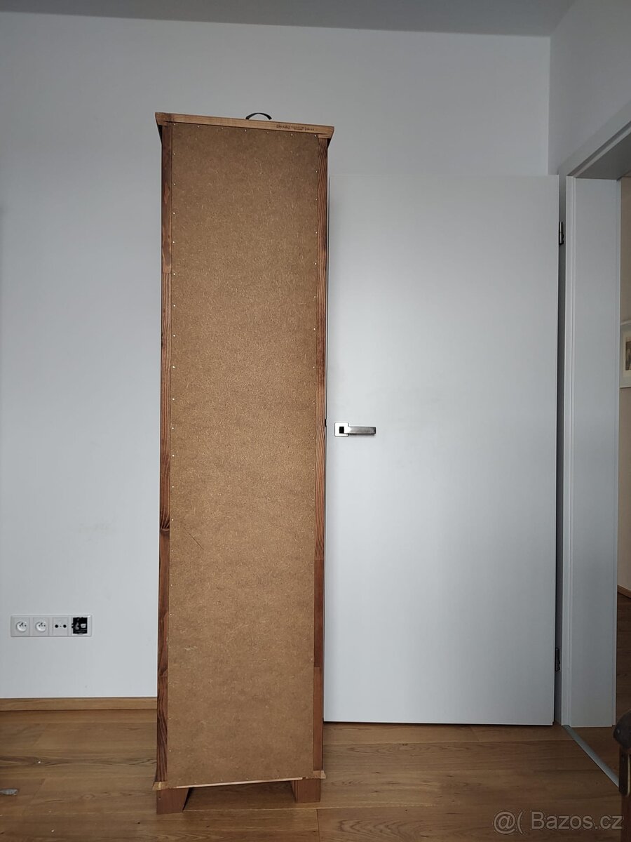 Prodám knihovny z masivu - 7