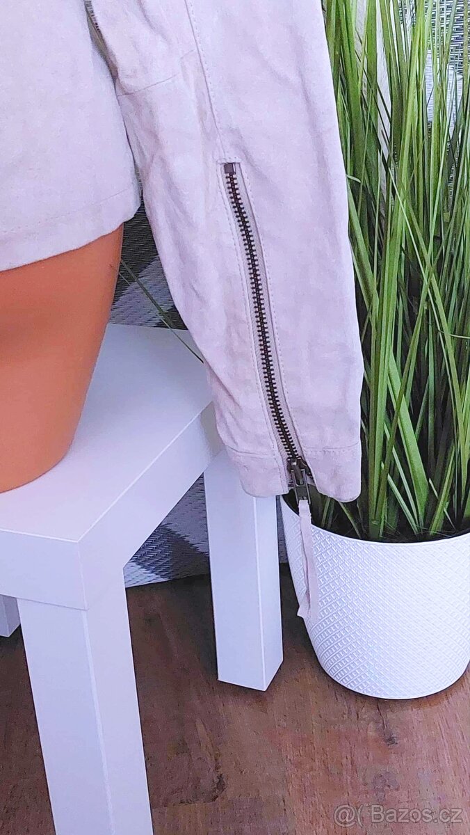 KOŽENÁ BUNDA S TŘÁSNĚMI - MOTO STYL - H&M - vel. 46 - 7