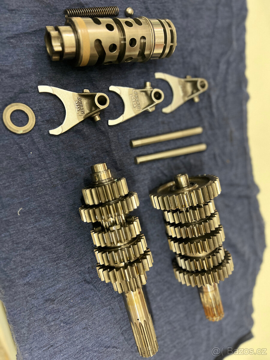 Dily motoru DUCATI SCRAMBLER 800 - 7