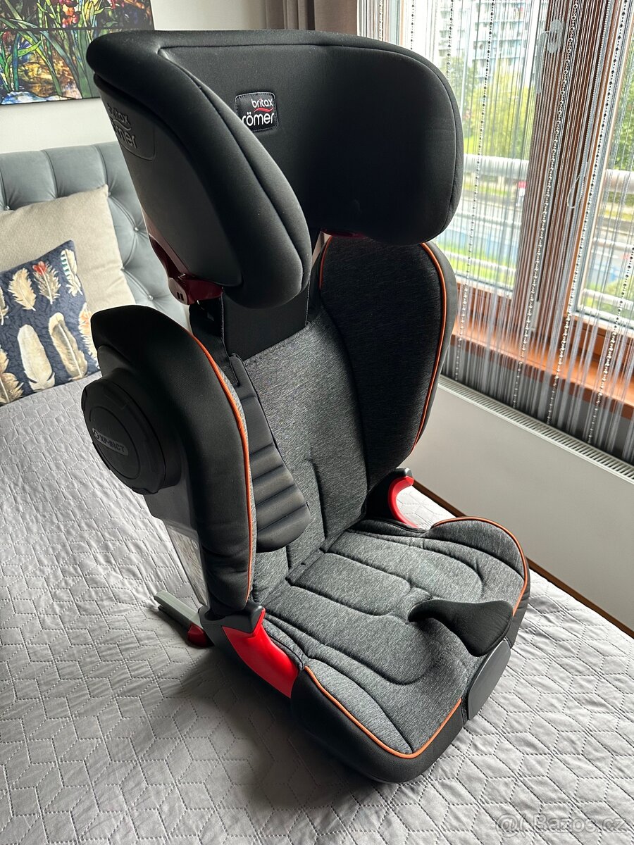 Autosedačka Britax Römer Kidfix ll XP 15-36 kg. - 7
