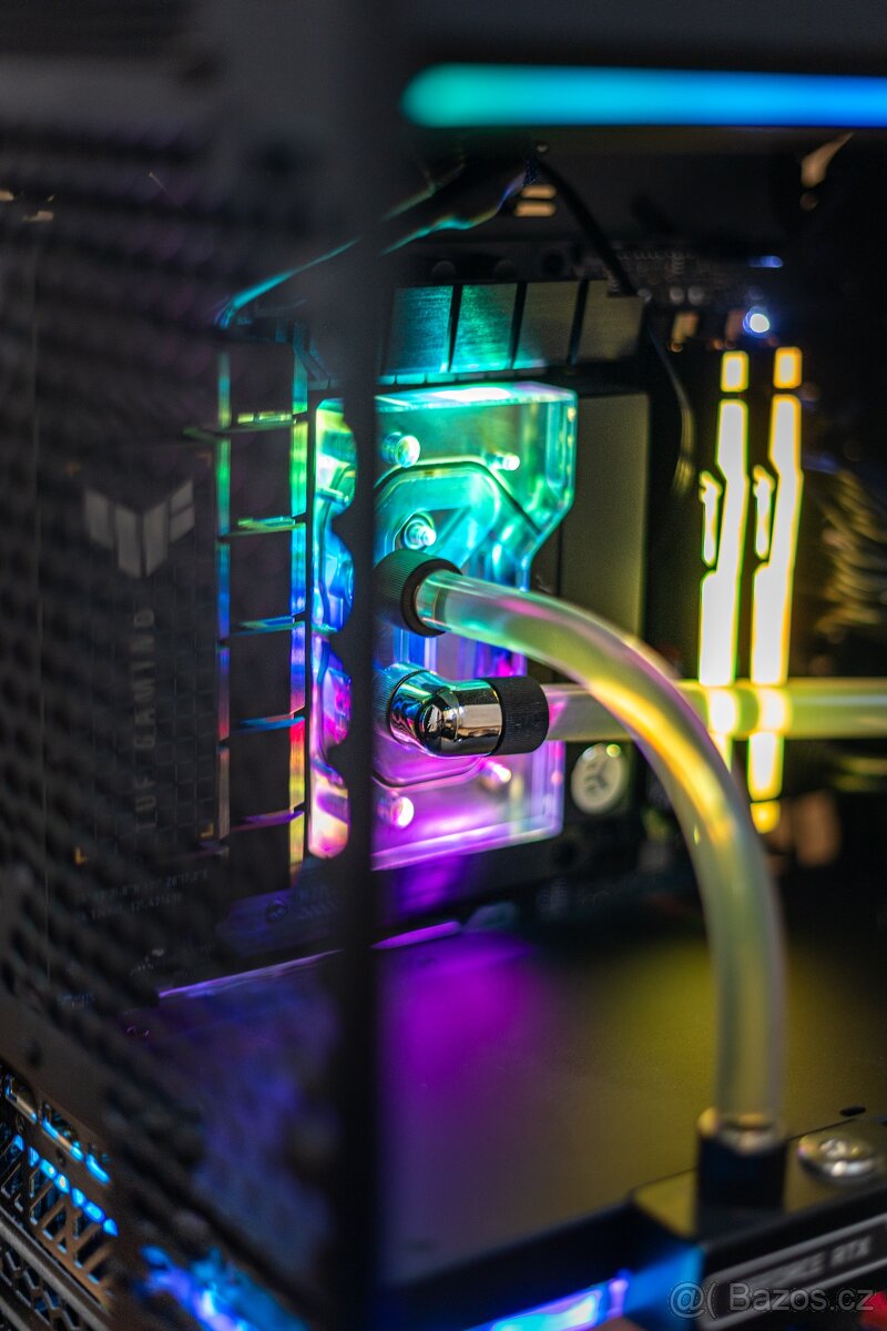 Prémiový herní PC s vodním chlazením - 7