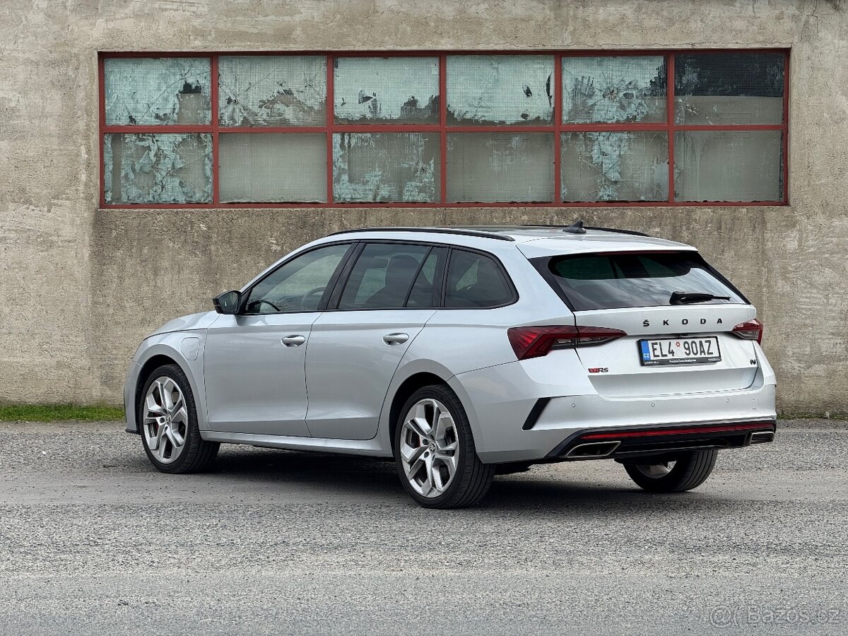 Škoda Octavia 4 RS iV Combi 180kW | 2022 | 79tisKm - 7