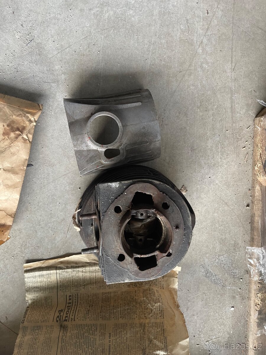 Jawa Pérák díly různé - 7