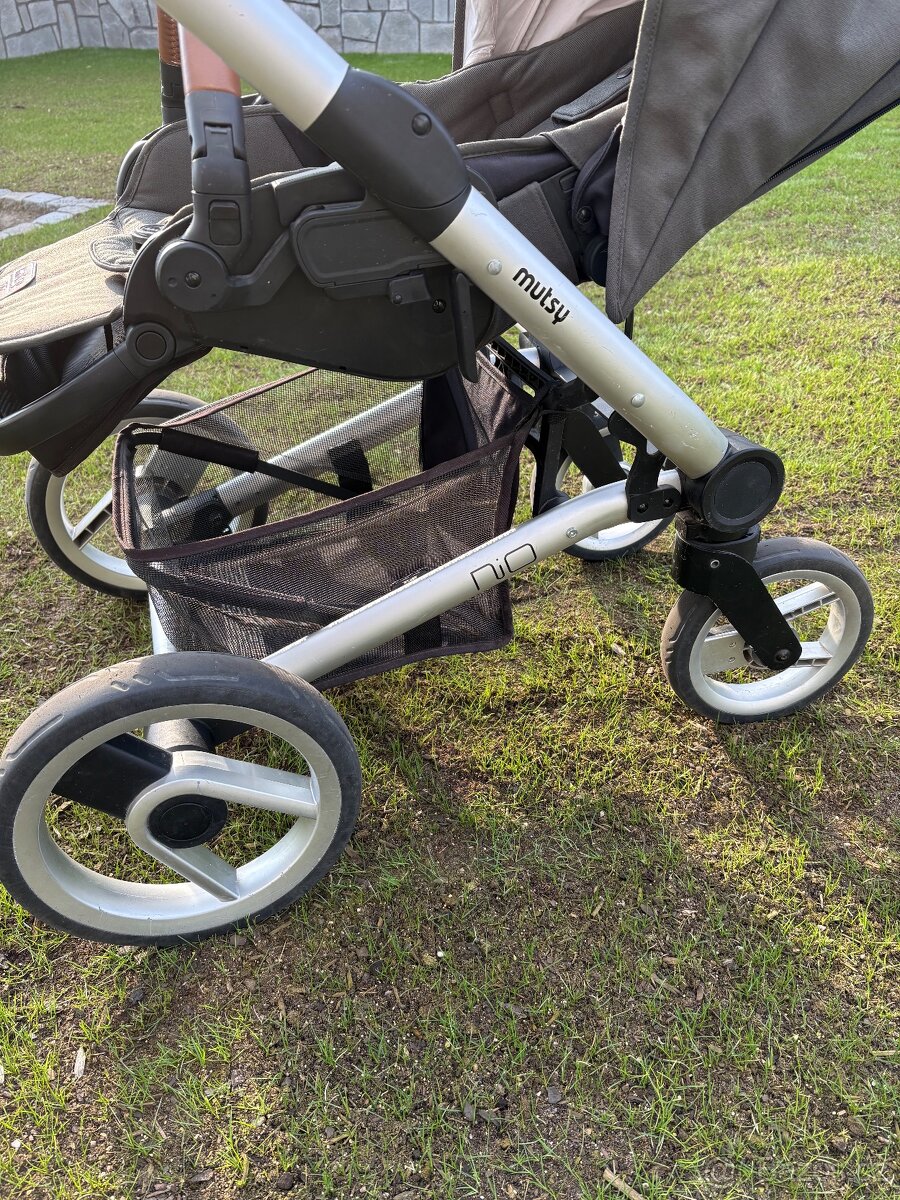 Kočárek Mutsy Nio - 7
