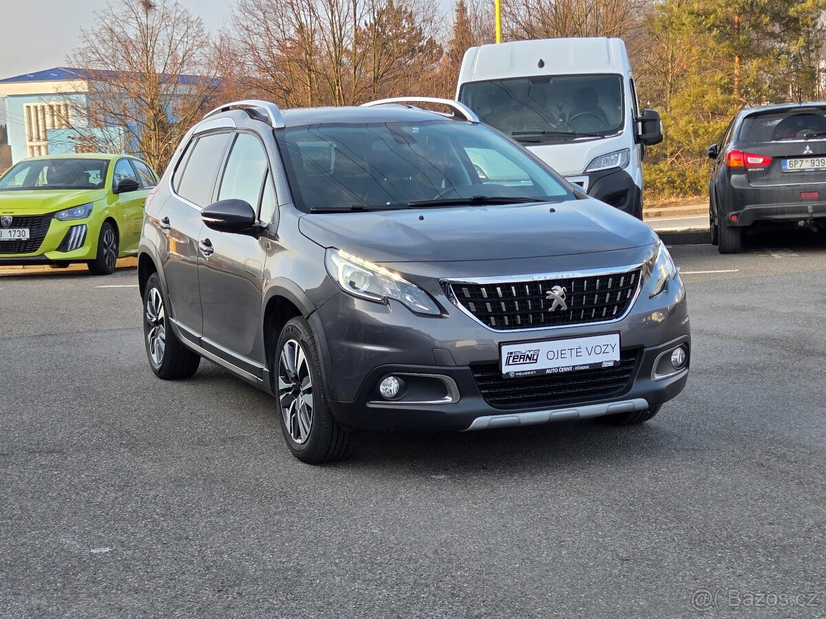 Peugeot 2008 1.2 PT 110 ALLURE MAN6 - 7