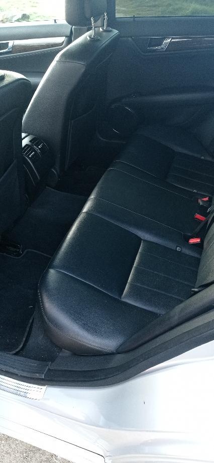 Mercedes Benz C200 - 7