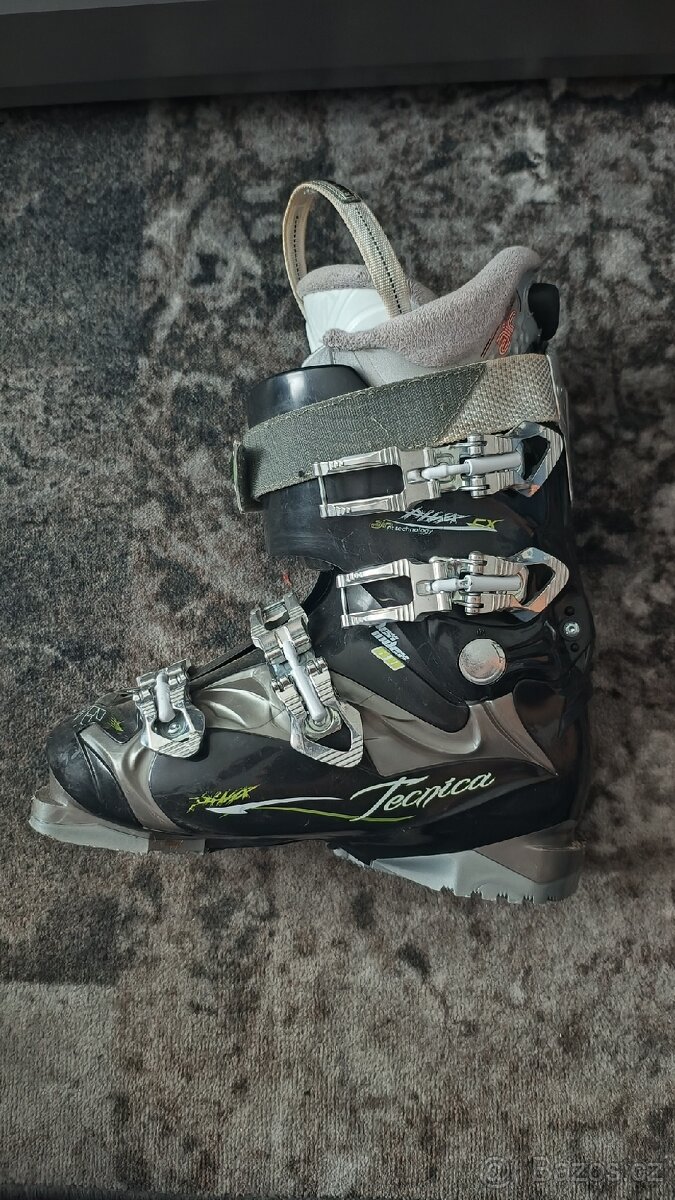 Přeskáče Prodej lyžařských bot vel 41, 265mm Tecnica
- 7