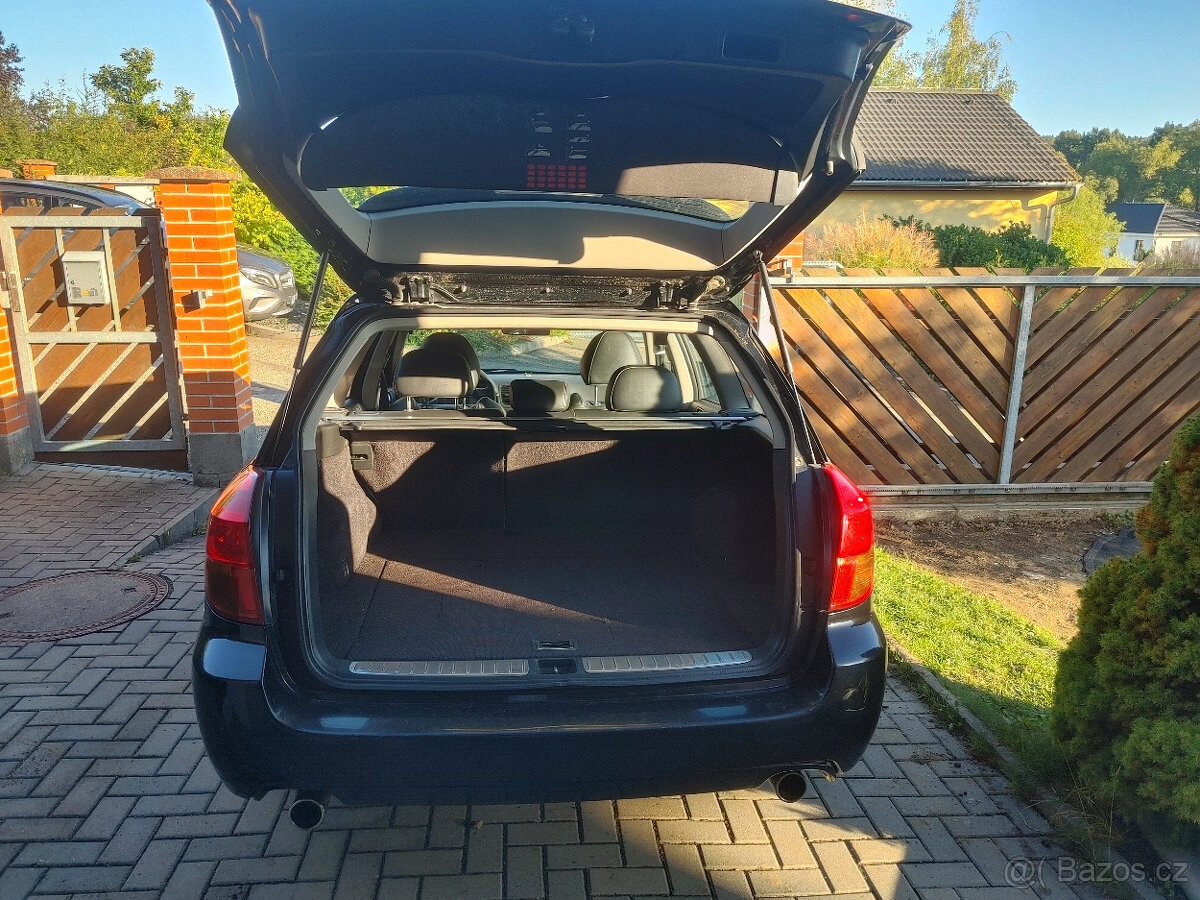 Subaru Legacy 3.0R Spec B–6MT, 180 kW – radost ze řízení - 7