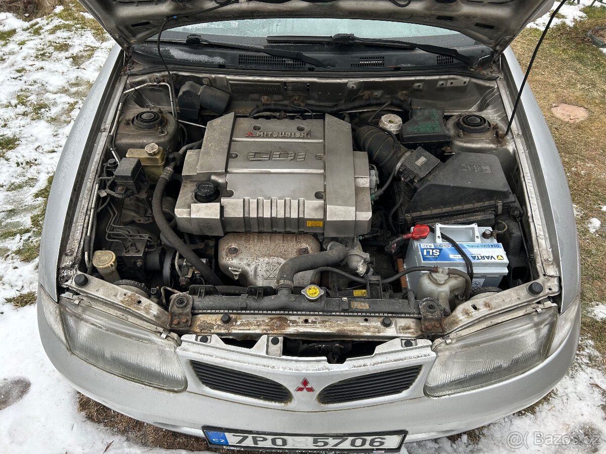 MITSUBISHI CARISMA - 7