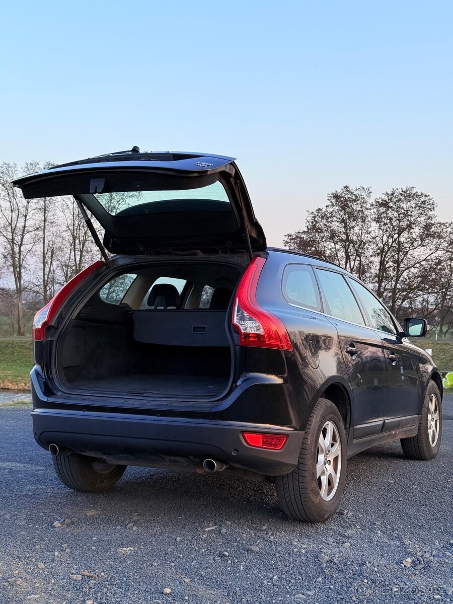 VOLVO XC60 - 7
