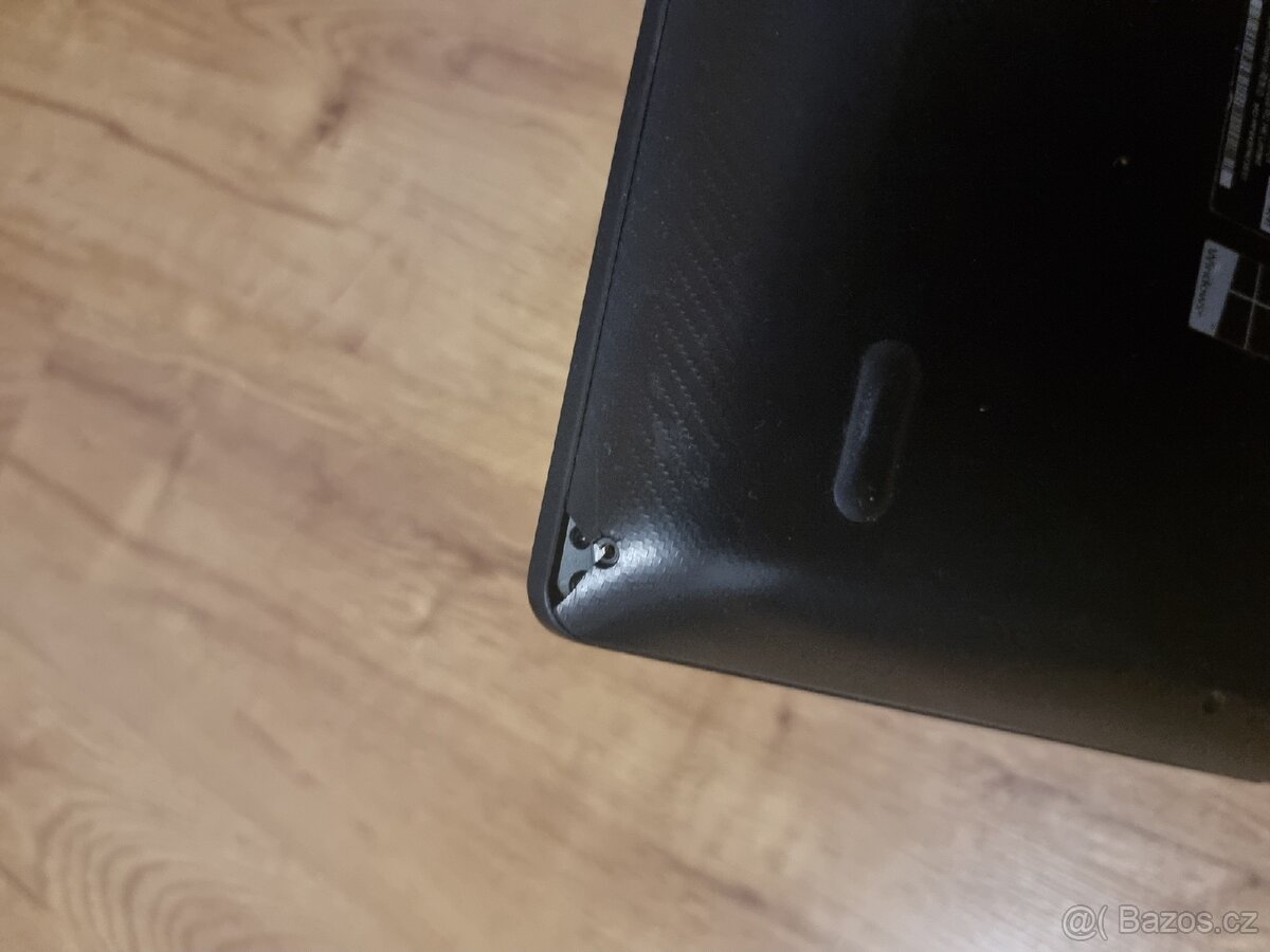 Lenovo legion y520-15ikbn - 7