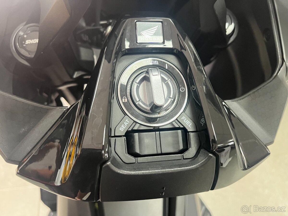 HONDA ADV 350 - 7