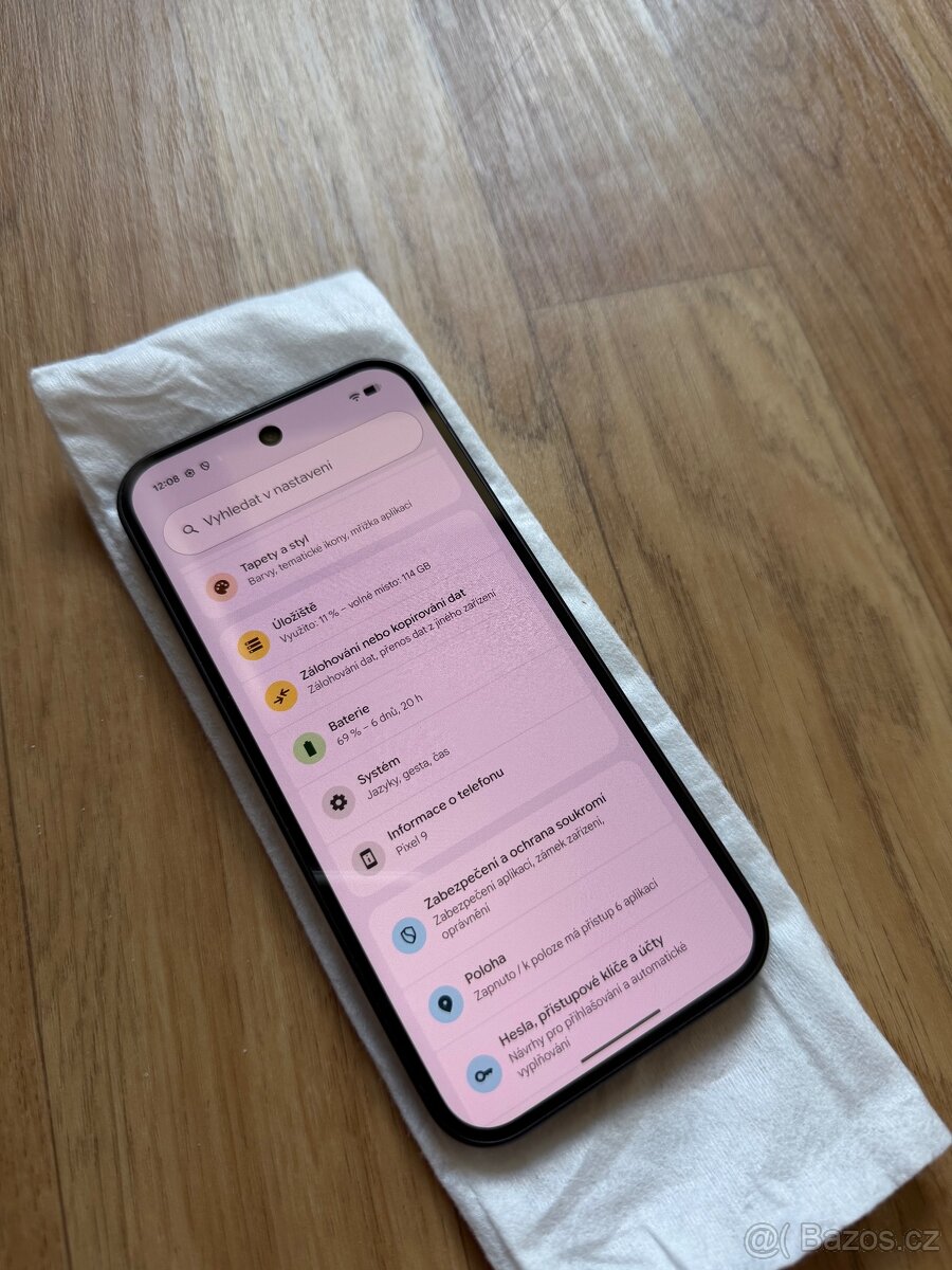 Google Pixel 9 128GB černý - 7