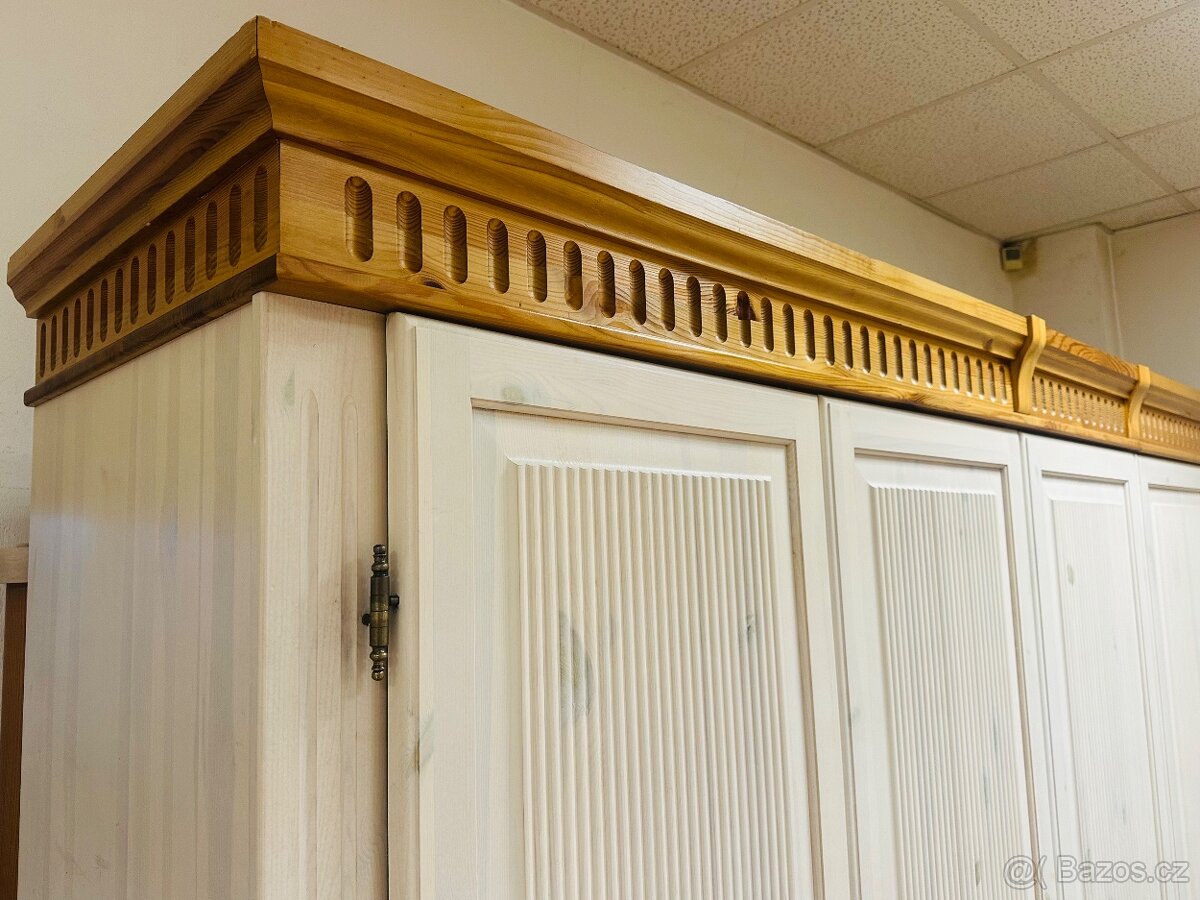 Celomasivní ložnice Gustav, velká skříň, antik - 7