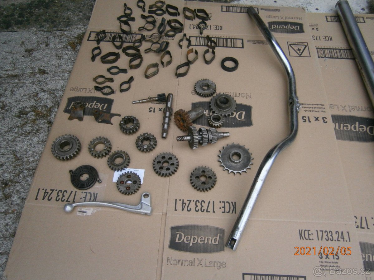 moto věci - nález v garáži - 7