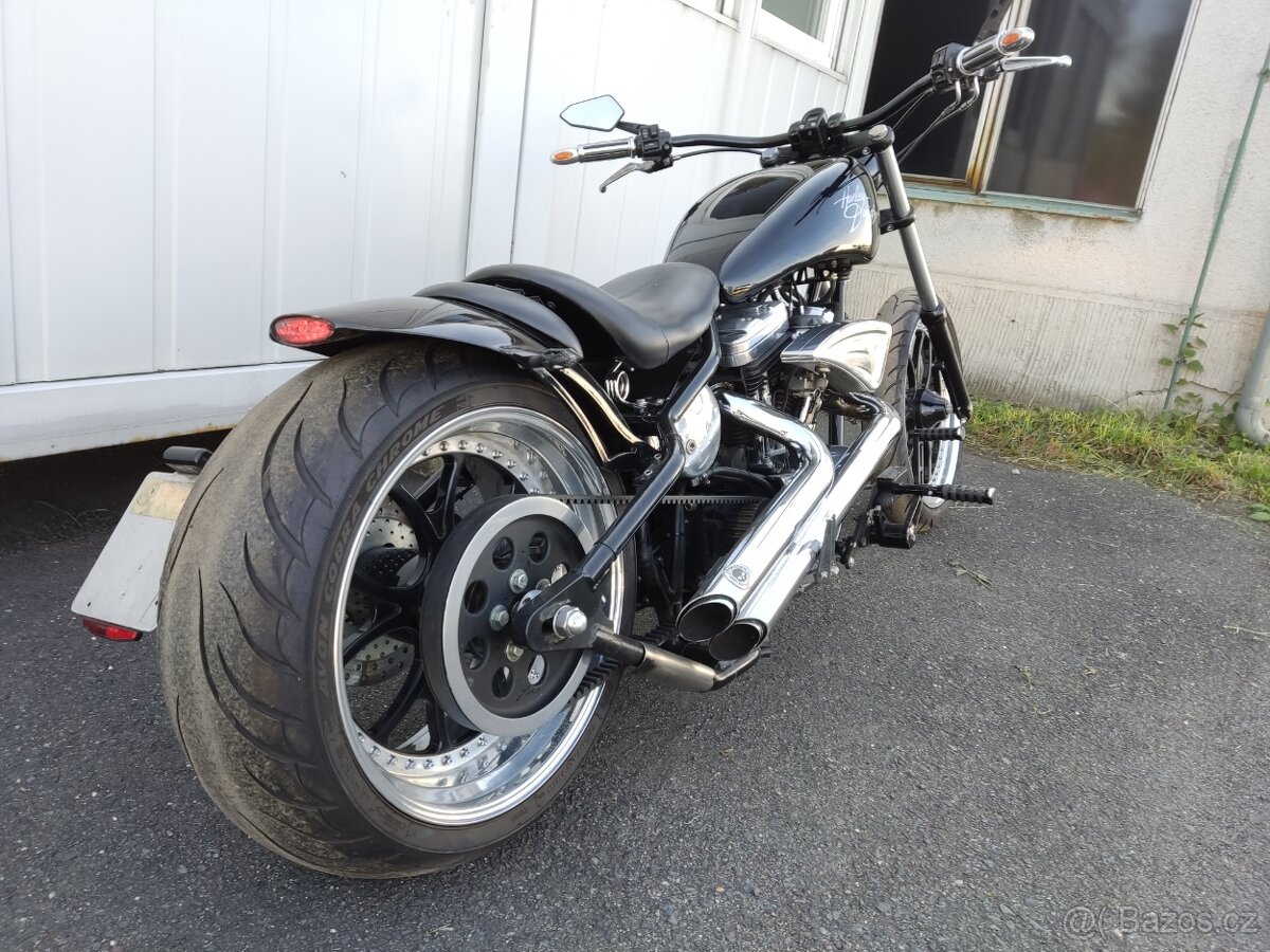 Stavba Harley Davidson sporttail - 7