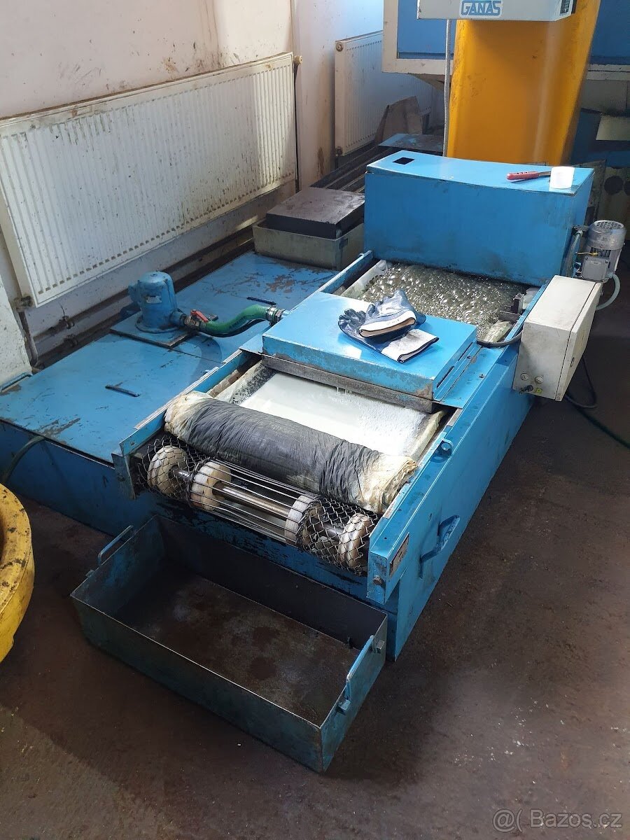 TOS Hostivař BUA E 63/3000 CNC - Bruska Hrotová - 7