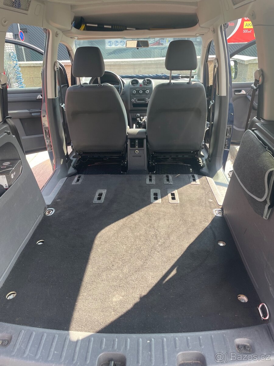 Prodám VW Caddy 1,2 TSI 77kW - 7