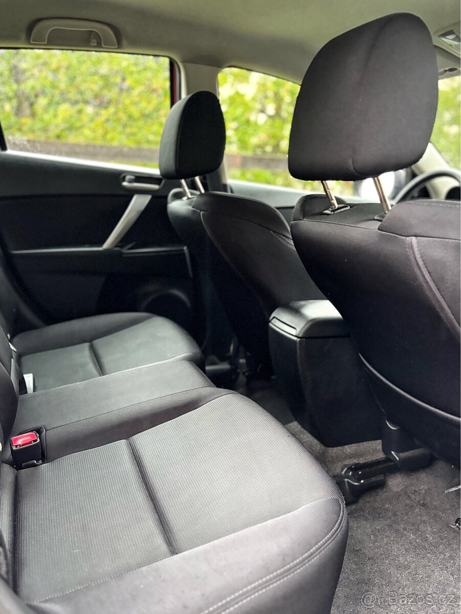 Mazda 3 1.6 MZR 77 kW, r. 2011 - 7