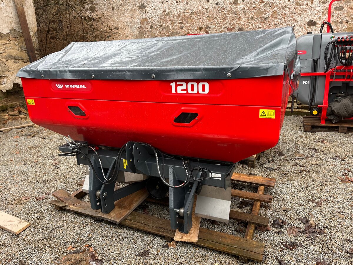 Rozmetadlo hnojiv WOPROL Junior II Plus 1200 - 7