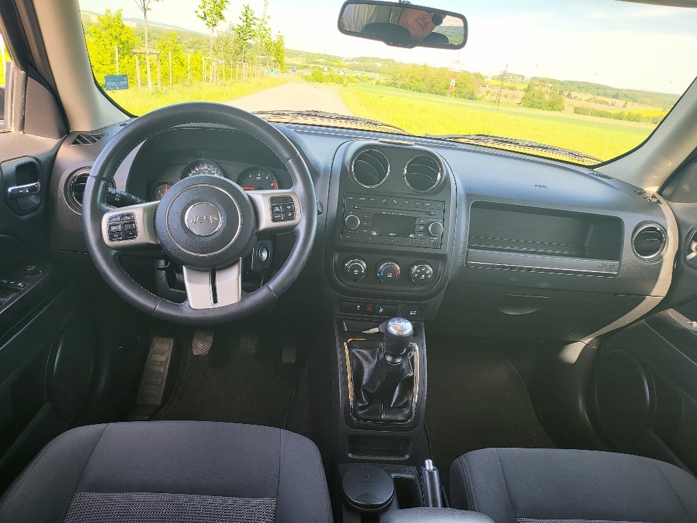 PRODAM JEEP PATRIOT - RV: 2011 - 2.2 CRDi - 4X4 TOP STAV - 7