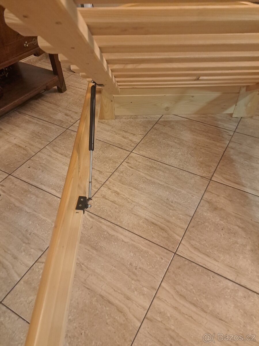 Postel z masivu. - 7