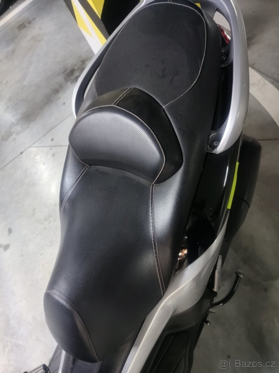 Yamaha x-city 250,r. 2008,57tkm, hezký stav - 7