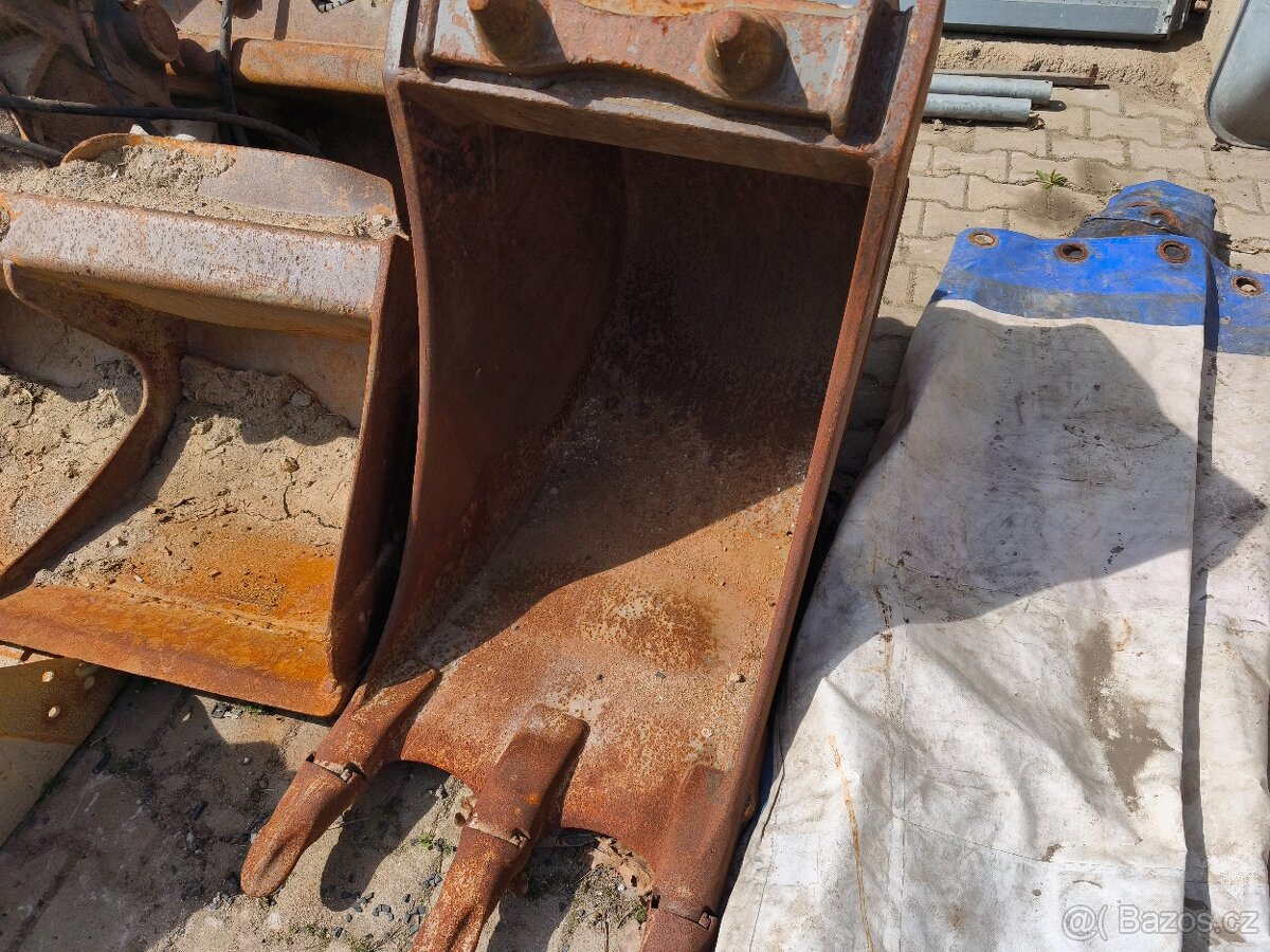 kolový bagr-rypadlo - 7
