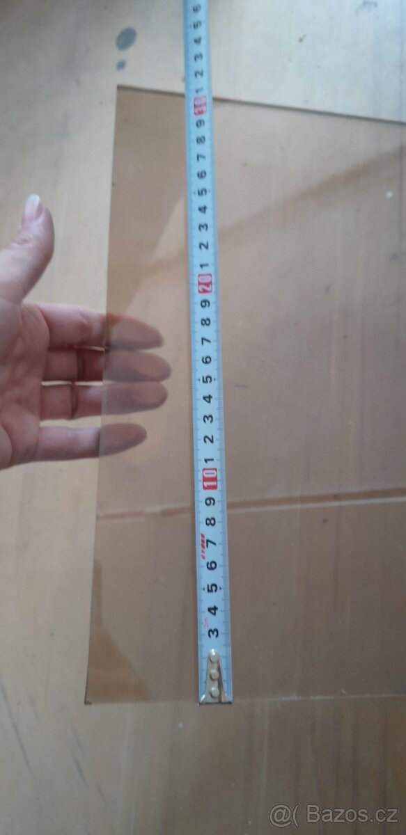 Skleněné police - 7