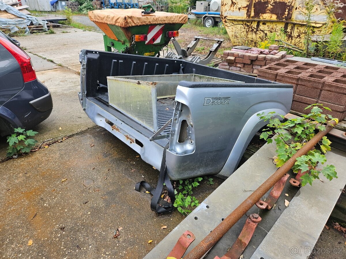 Isuzu D-MAX - 7