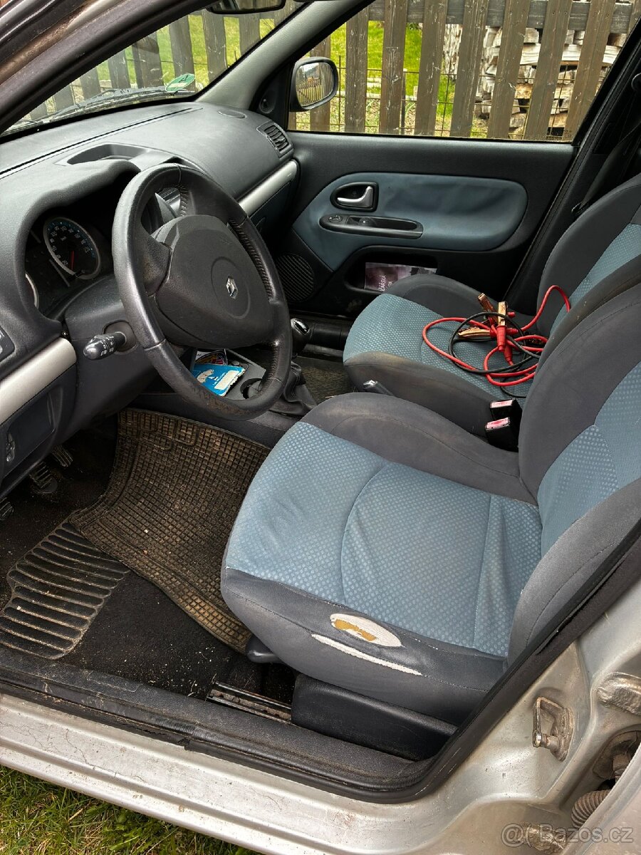 Renault Clio 1.2 16v, r.v. 2004 - 7