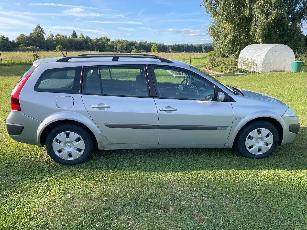Renault Megane II kombi 1,5 dCi 78 kW - tažné zařízení - 7