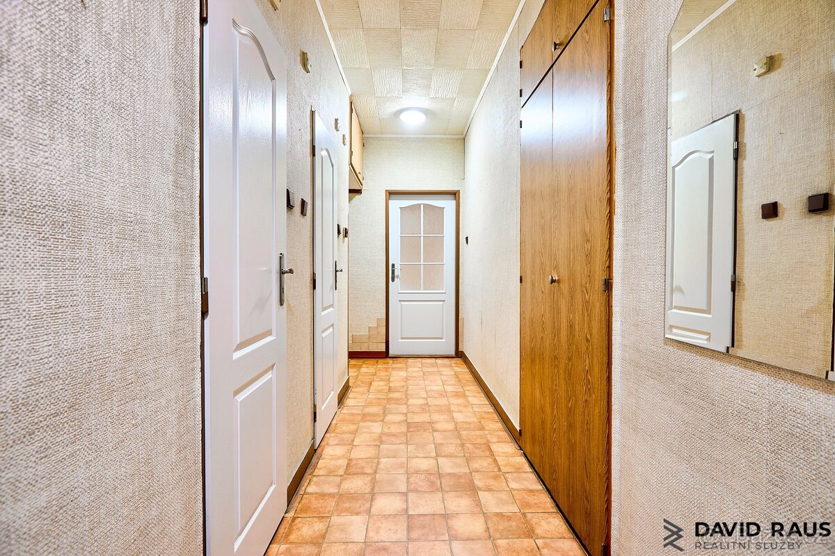 Prodej bytu 2+1 s balkonem (62 m²) - Palackého třída 198/72, - 7