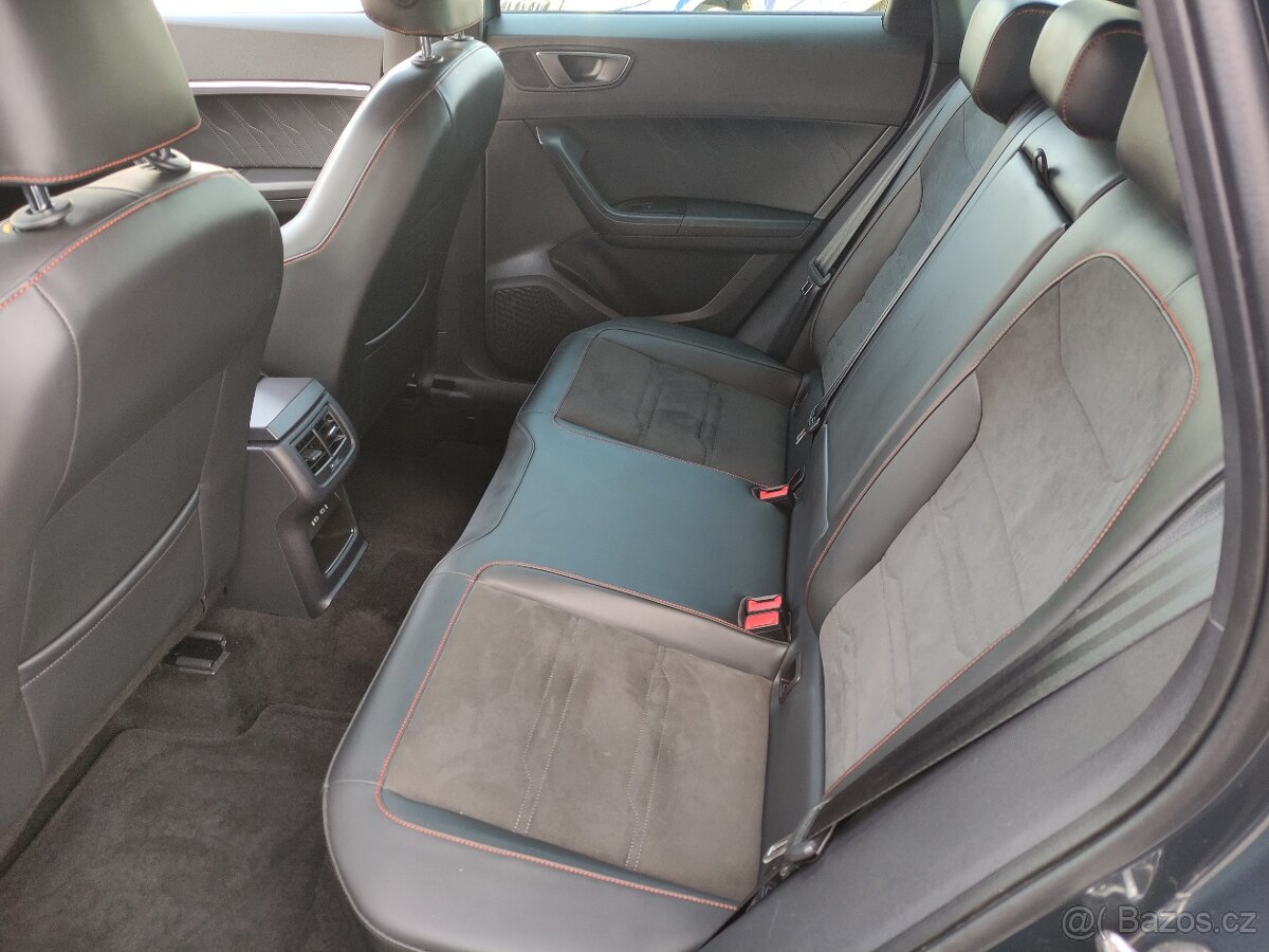Seat Ateca DSG FR 4Drive VIRTUAL WEBASTO BEATS KAMERA TAŽNÉ - 7