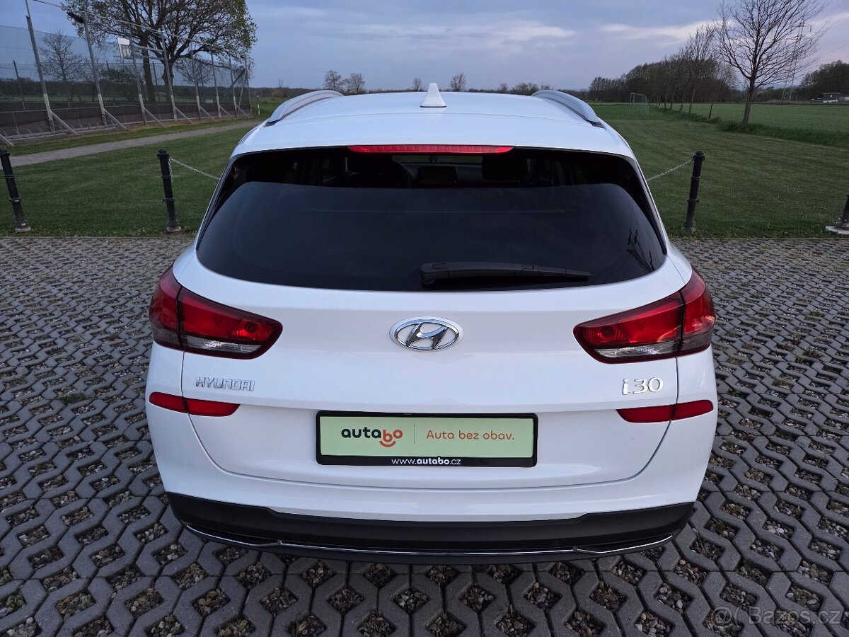 Hyundai i30 combi, 1.6 CRDi, 85 kW, Smart+, ČR, DPH - 7