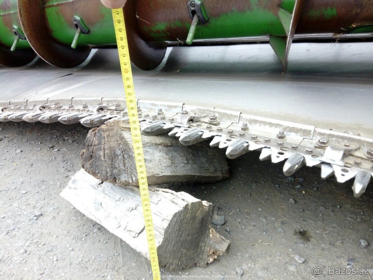 Sojaflex John Deere 630F hydraflex sója stôl 9m - 7