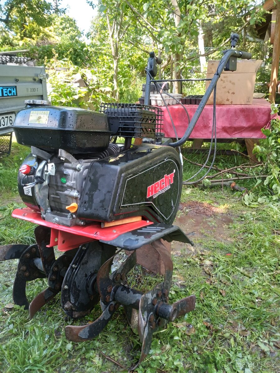 Kultivator Hecht 795 na srovnání pozemku. - 7