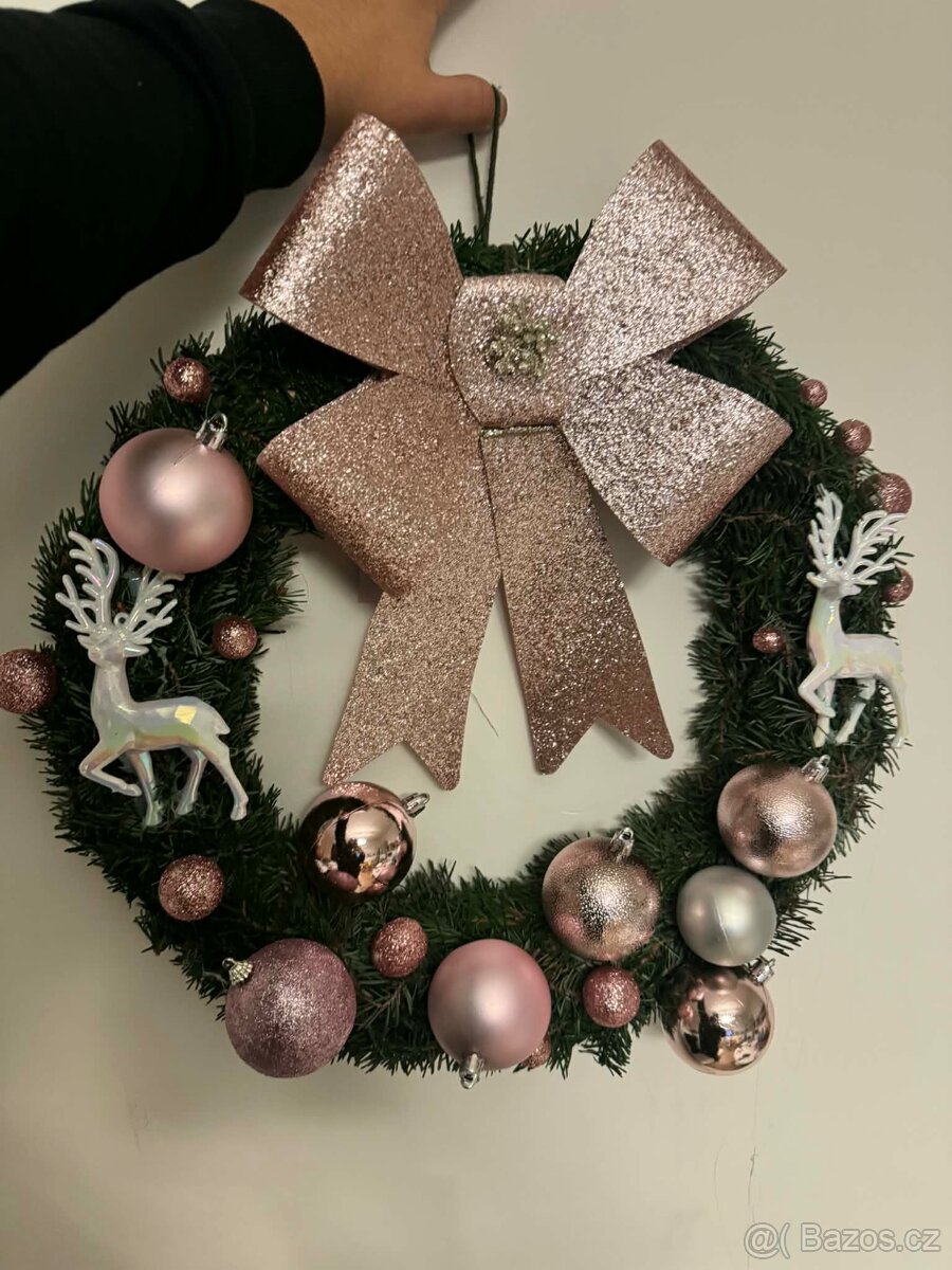 Adventní věnce, svícny, věnce na dveře, malé dekorace - 7